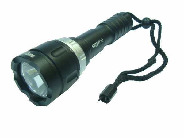   Sargan  700  X2 ( 2 )   ,     .