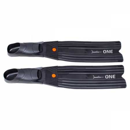   Marlin One Black   ,     .