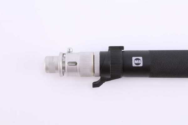     700 ,  8,  () ,  ,  .   ,        .