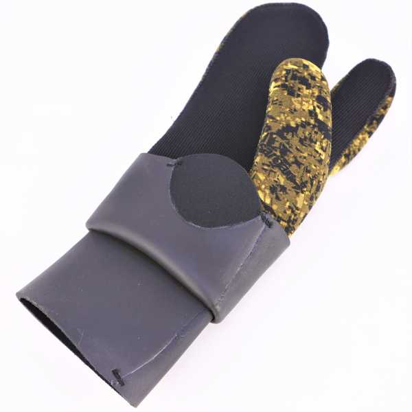  Sargan   7 , 3-    ,        .