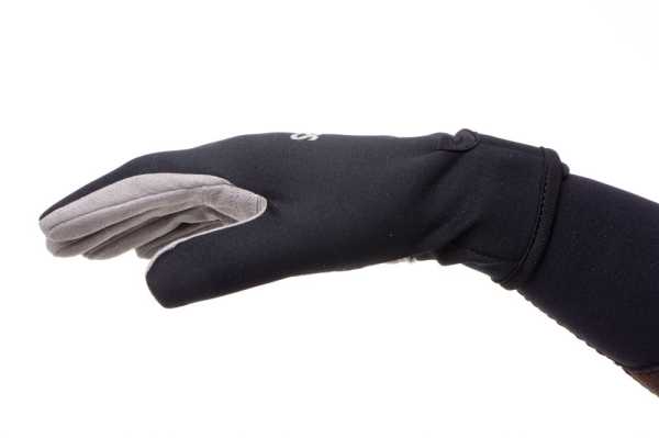  Sargan  1,5   ,     .