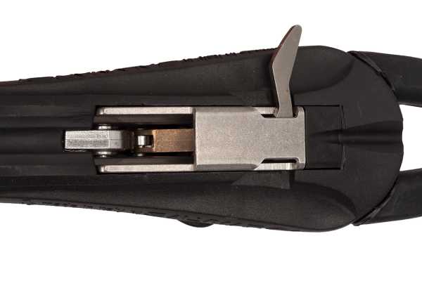    METAL     ,        .