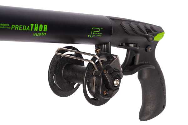     Salvimar Predathor   ,        .